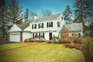 29 Lawrence Pkwy, Tenafly, NJ 07670