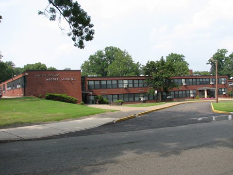 Englewood Schools - Janis Dismus Middle School